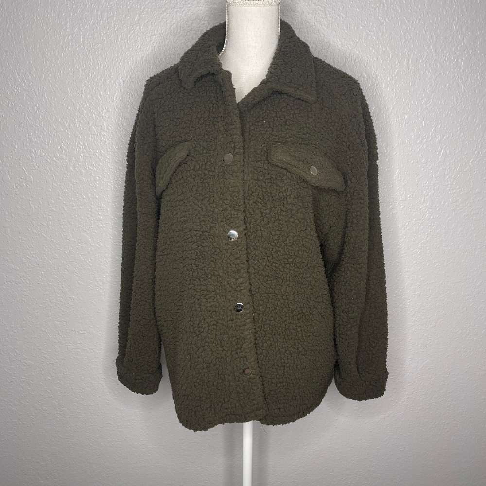 Shein Curve Green Button Teddy Jacket‎